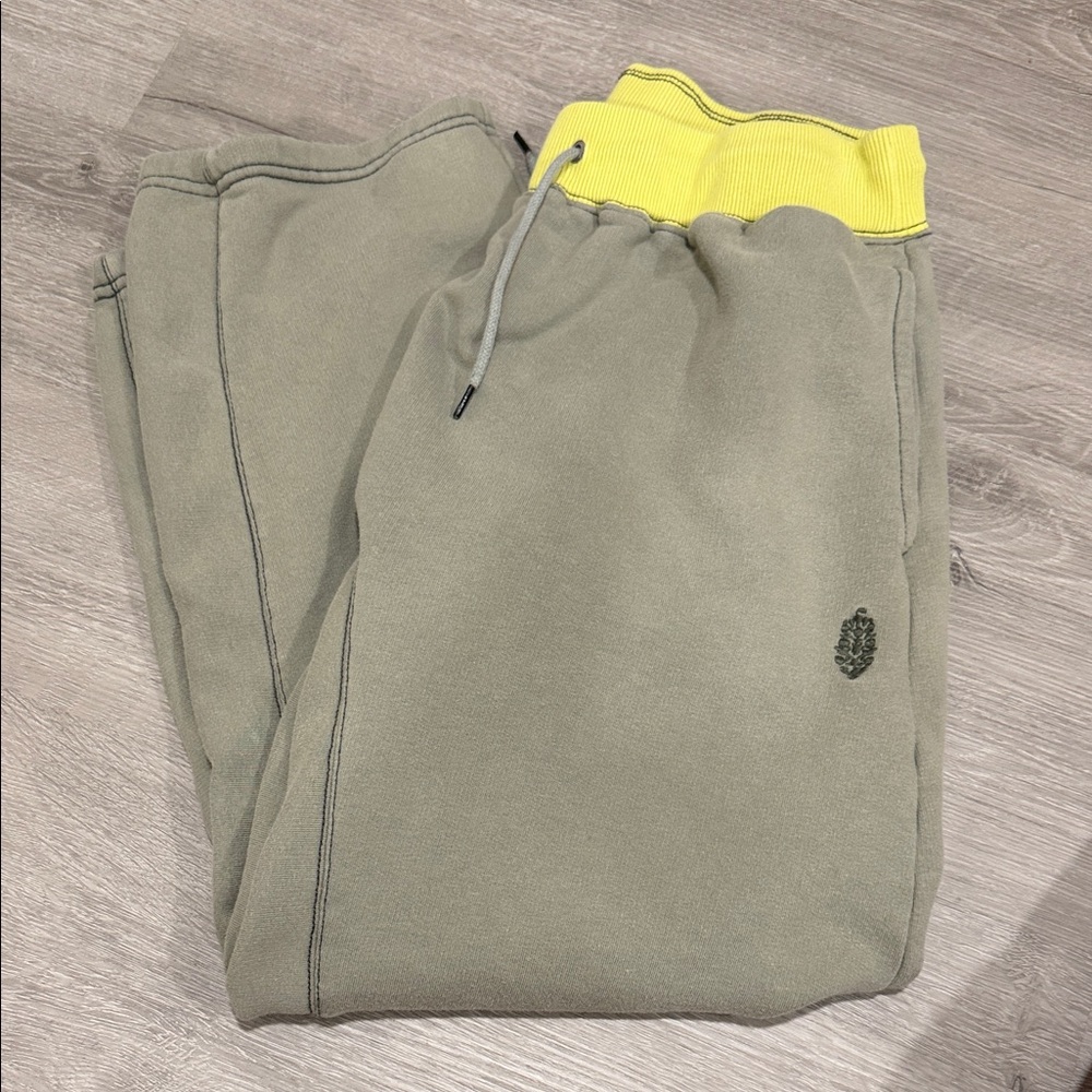 FP Movement by Free People Lime Green and Charcoal Fleece-Lined Waistband